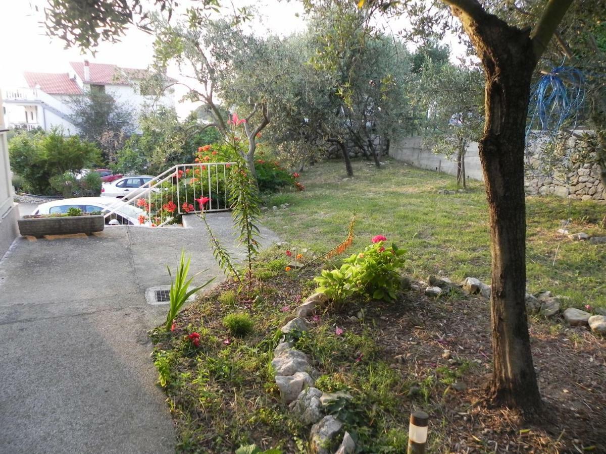 Apartments Kampor Damira Rab Town Exterior photo